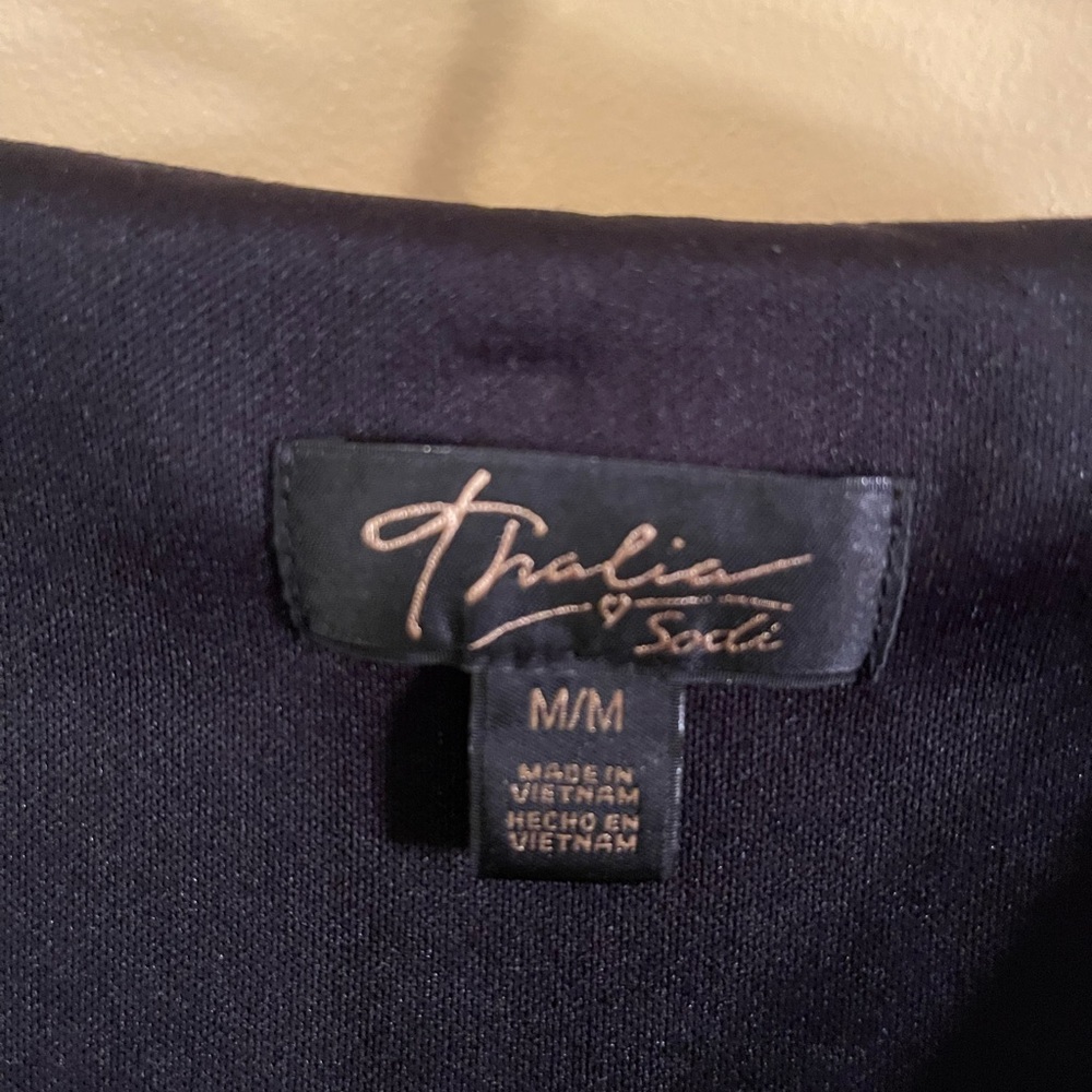 Thalia medium black sleeveless blouse with belt detail